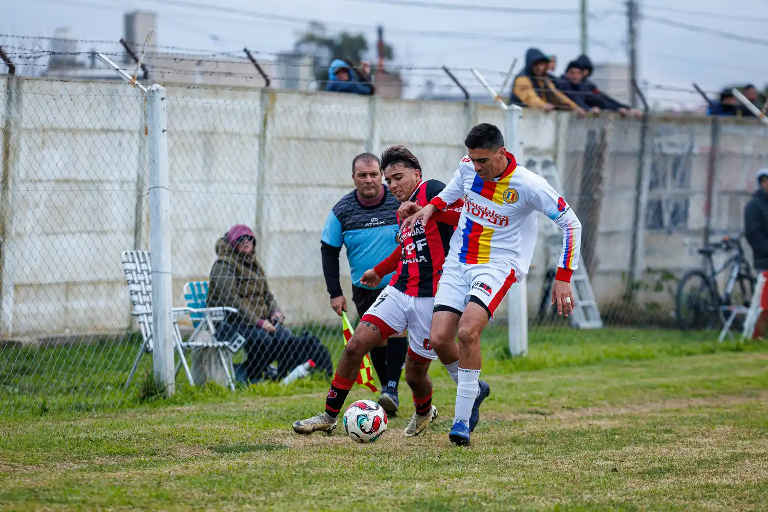 Independencia sigue en pelea