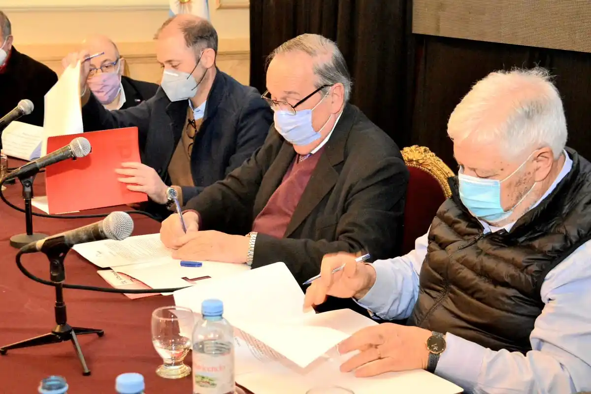 Ante la falta de avances, piden informes sobre el montaje de la planta de paneles de rastrojo de trigo