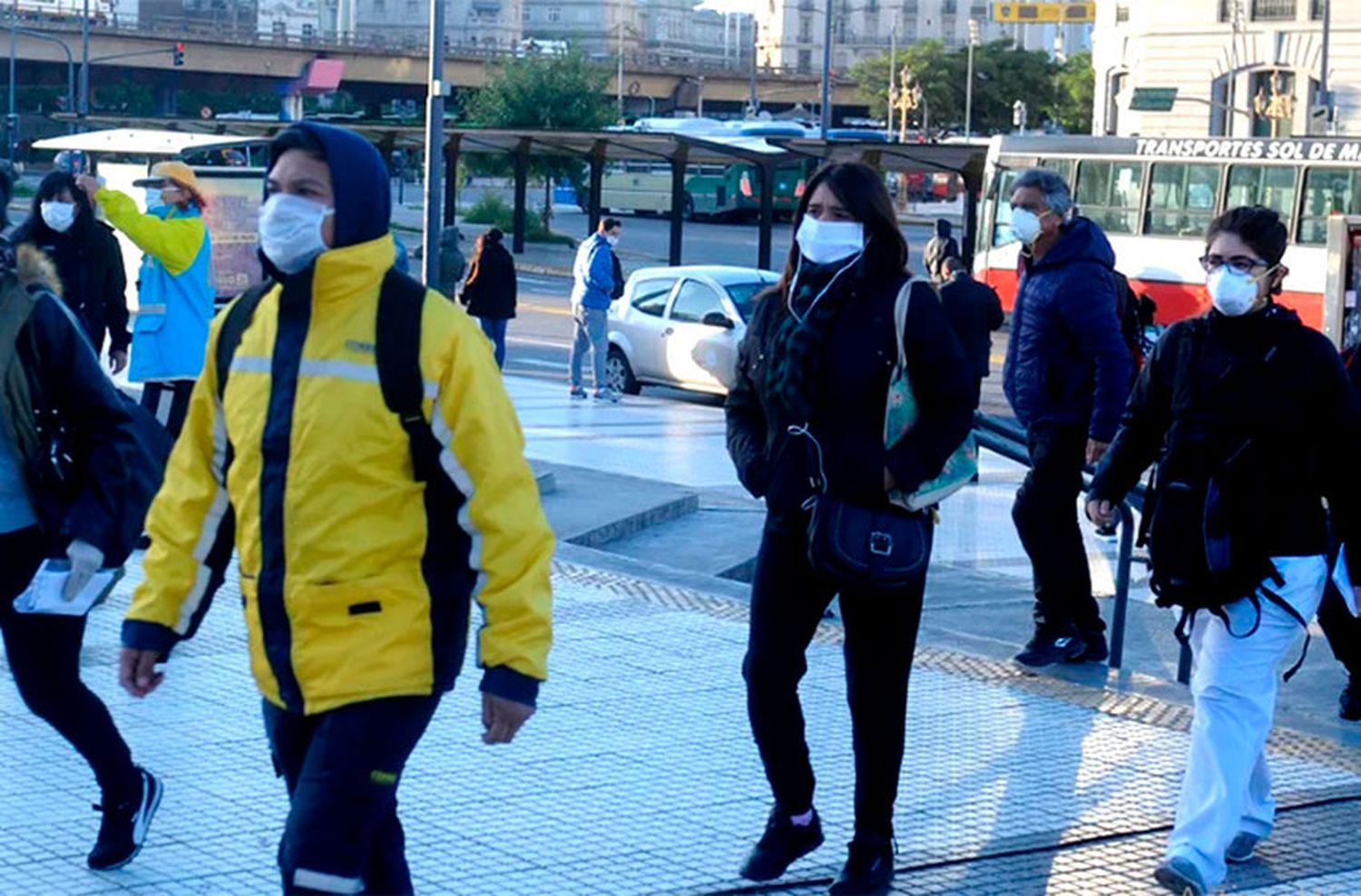 Cuáles son y dónde rigen las nuevas medidas para el distanciamiento y el aislamiento