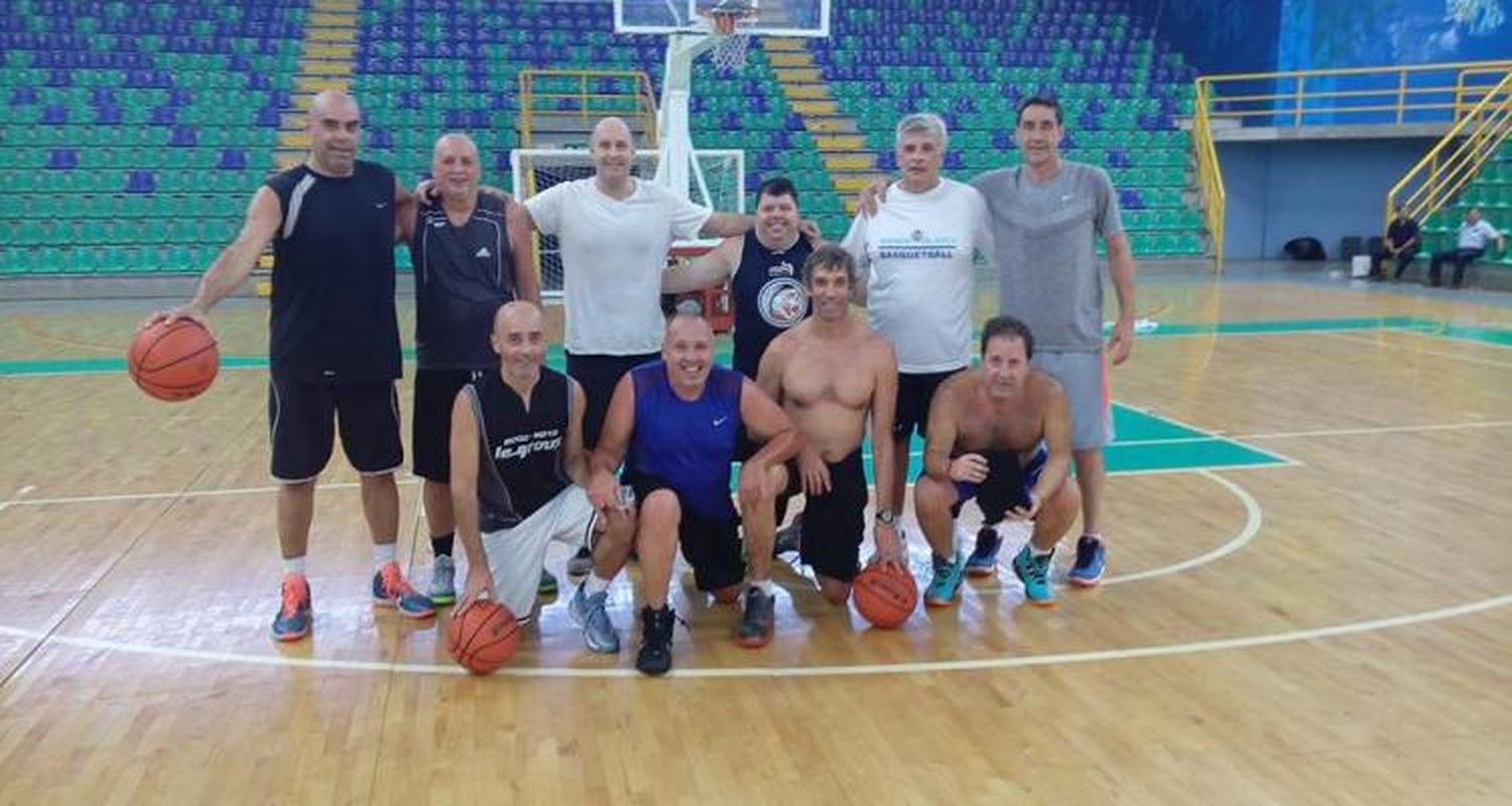 Maxibásquet: La Selección Argentina con Marcelo Duffy juega en Costa Rica