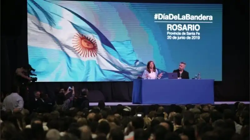 Cristina presentó su libro “Sinceramente” en Rosario