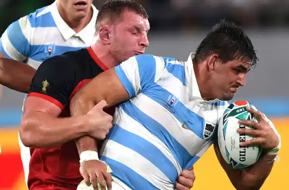 Los Pumas perdieron con Inglaterra y tienen un pie afuera del mundial