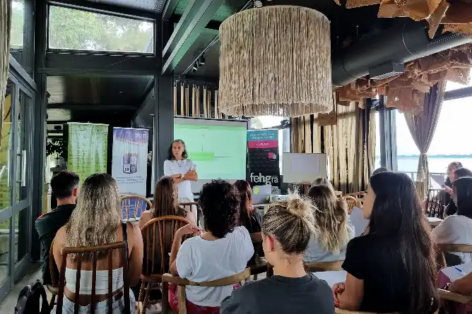 Chascomús: capacitación gratuita para mozos y camareras en atención al cliente