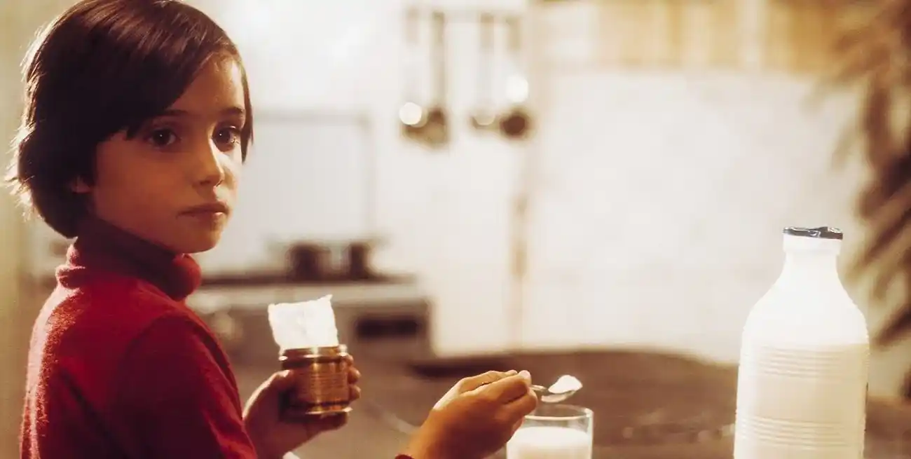 Ana Torrent en el film de Saura. Foto: Elías Querejeta P.C.