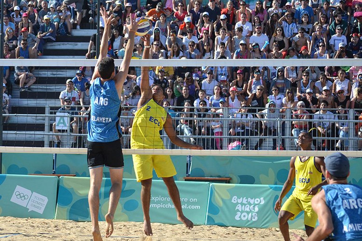 Argentina pasó a cuartos con victoria sobre Ecuador
