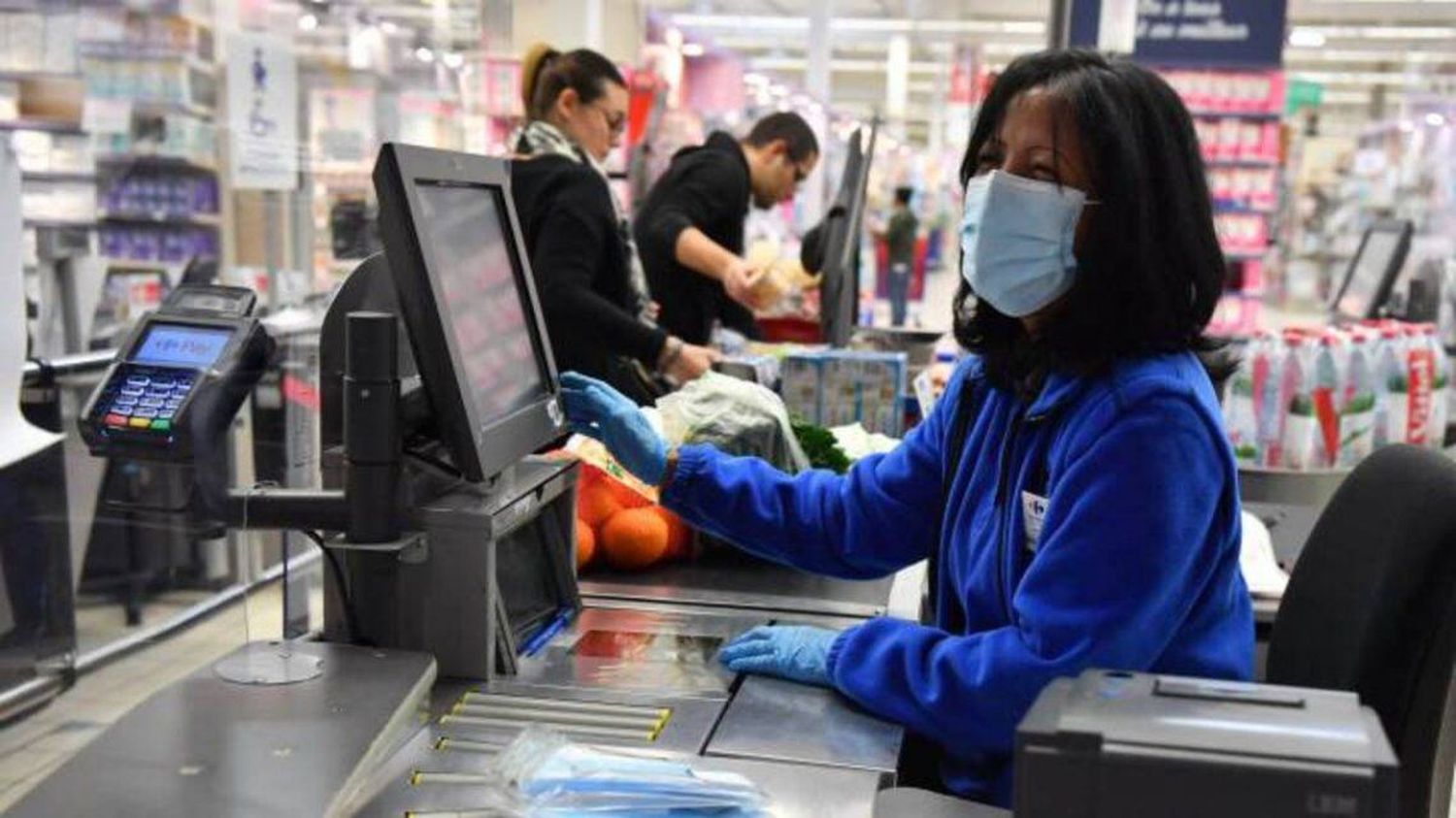 Pandemia: Cayeron las ventas en supermercados 