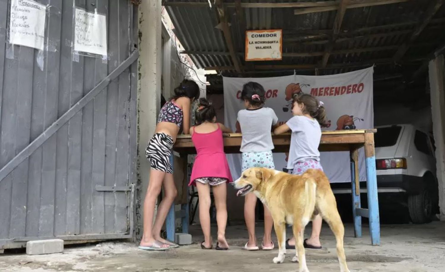 Denuncian que algunas sedes de CONIN "piden fotos de los niños" luego de entregar alimentos a comedores