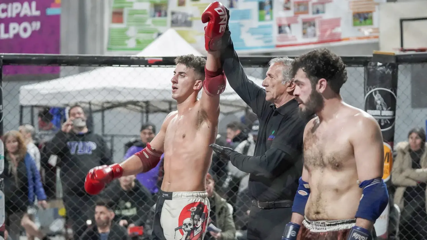 Brazo en alto. Para Malco Álvarez, uno de los puntos altos de la jornada de artes marciales en el Polideportivo