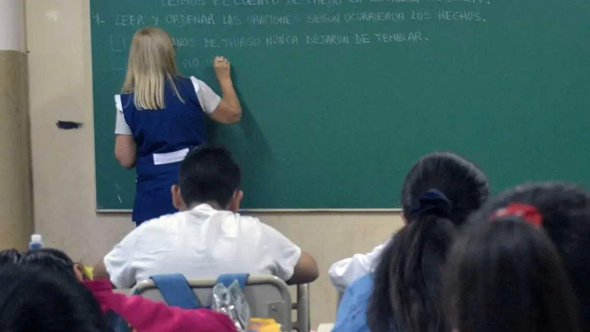 Más de 68 mil docentes santafesinos cobrarán el incentivo mensual de Asistencia Perfecta: ¿cuándo?