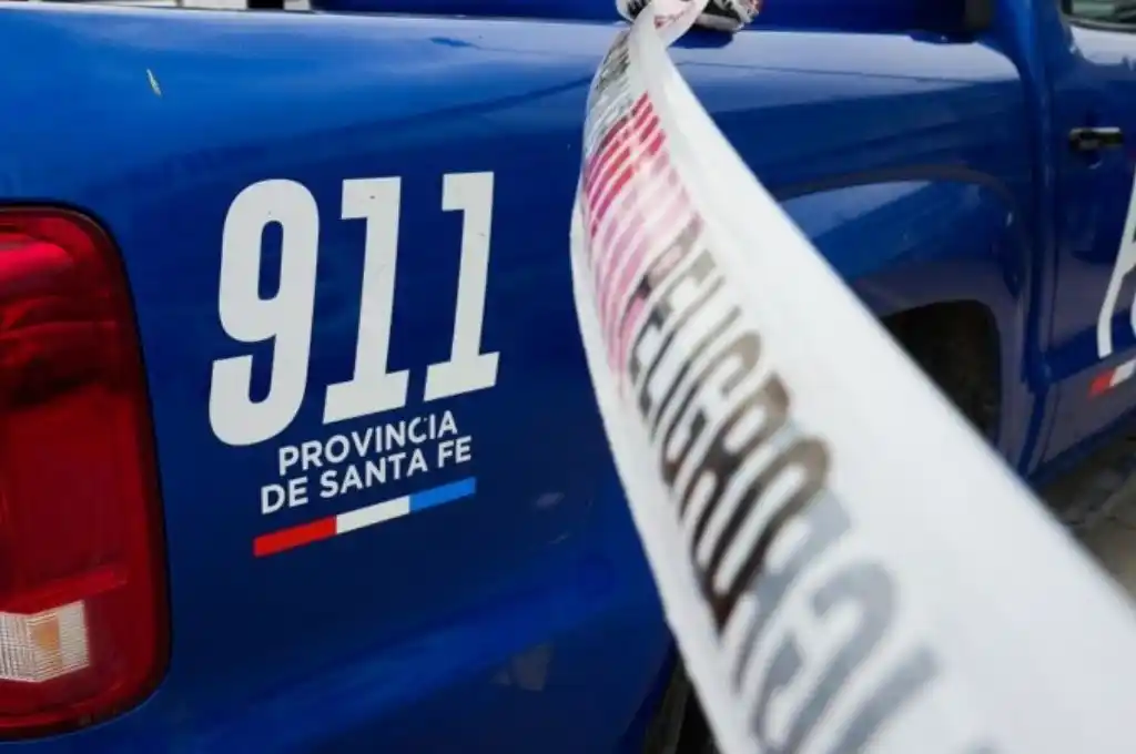 Villa Gobernador Gálvez: balearon un complejo deportivo y dejaron una amenaza