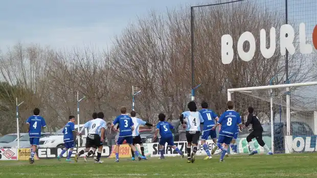 Juventud festejó en los penales y se consagró campeón del Apertura en Sub-20
