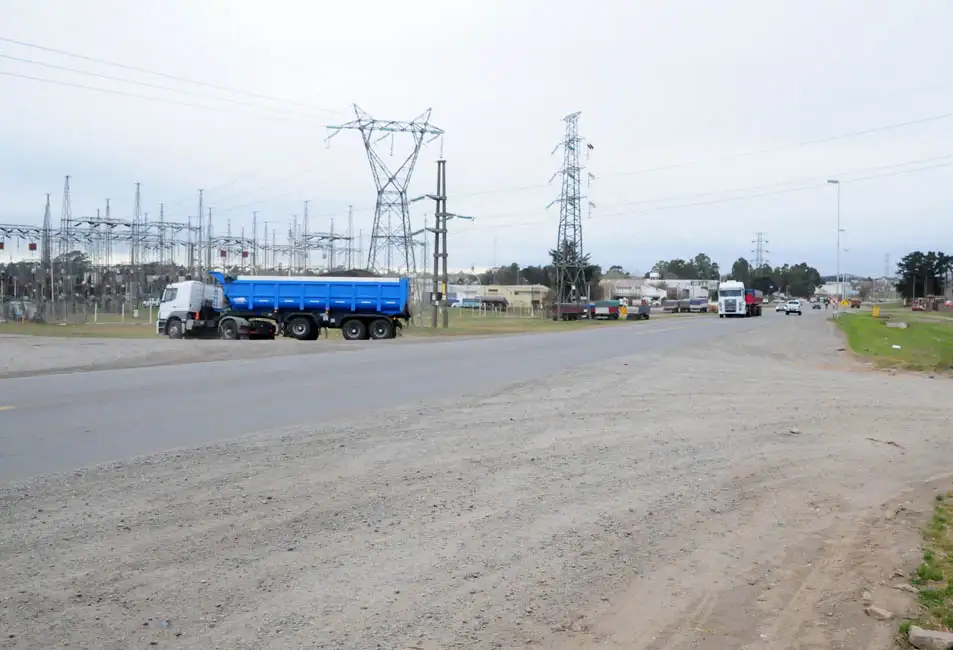 Las cámaras de monitoreo captaron el trayecto de la camioneta antes del fatal choque