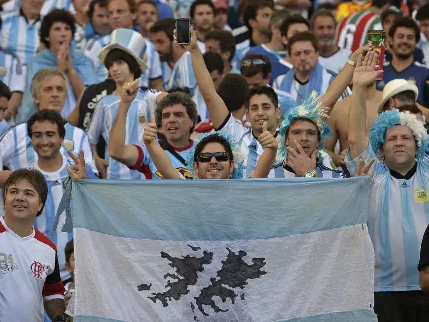 La FIFA prohibió banderas y elementos sobre las Islas Malvinas para el partido Argentina-Inglaterra
