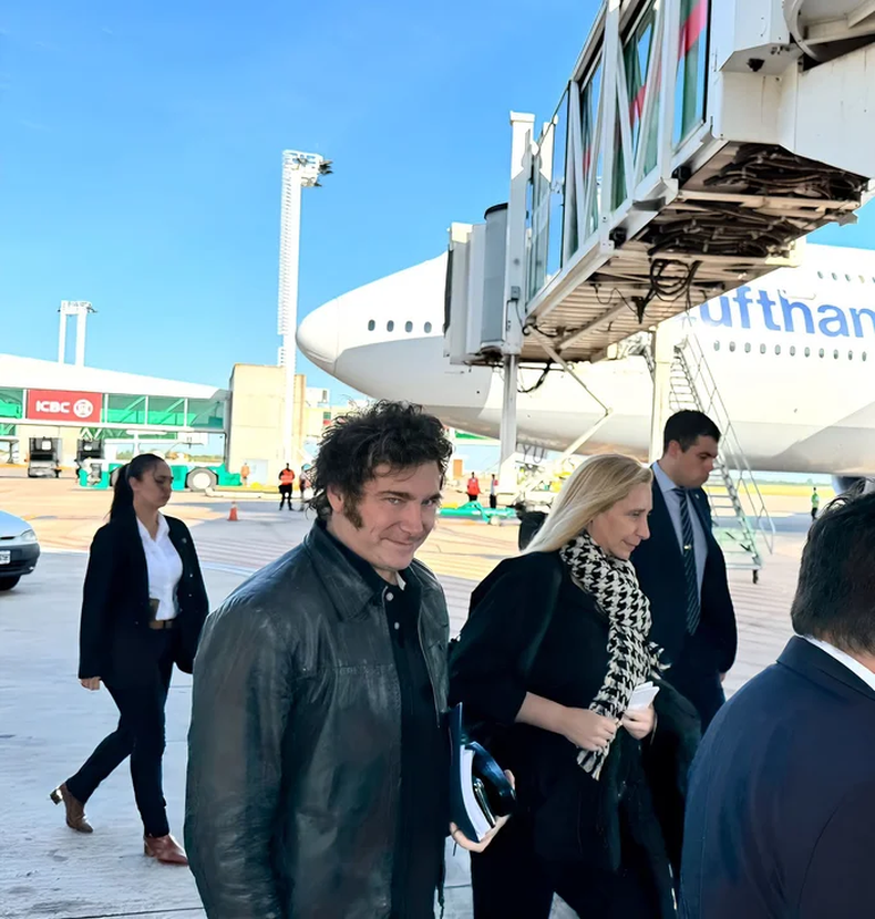 Javier Milei llegó a Suiza para el Foro de Davos