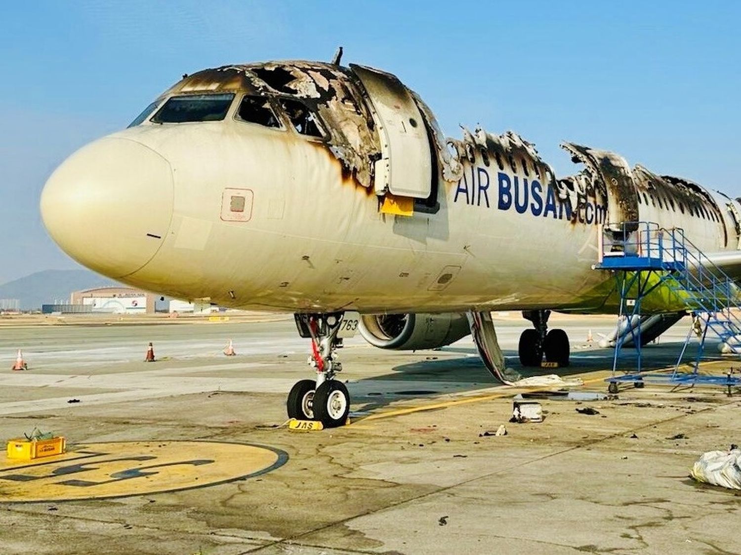 Aerolínea surcoreana implementa nuevos controles para prevenir incendios a bordo