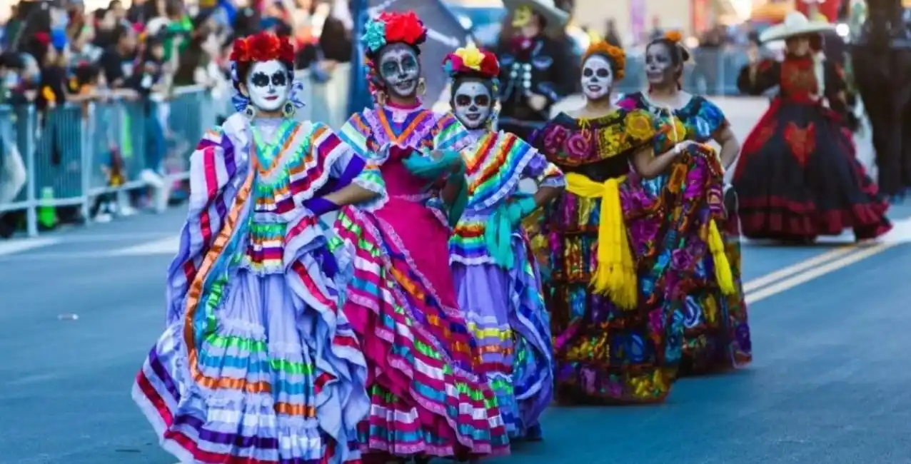 Día de los Muertos: impresionante desfile en México