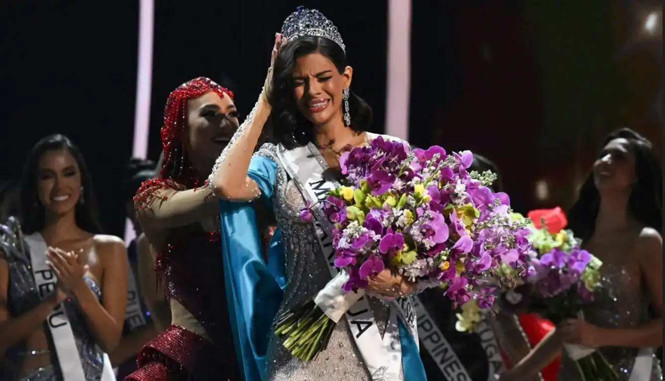Este diseñador venezolano contribuyó al triunfo de Sheynnis Palacios en el Miss Universo
