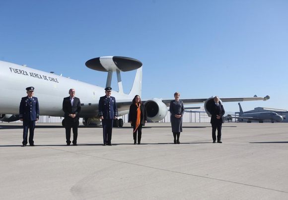 Chile officially receives two E-3 Sentry aircraft donated by the UK