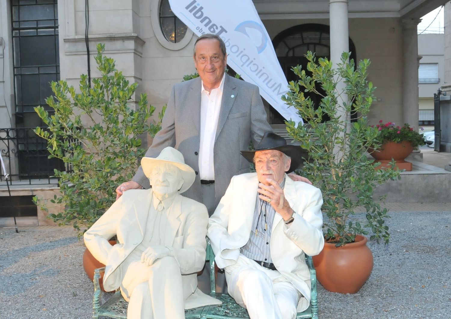 René Lavand y su escultura