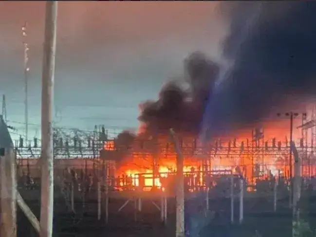 Gran apagón en La Plata: se incendió una central eléctrica y miles de vecinos están sin luz