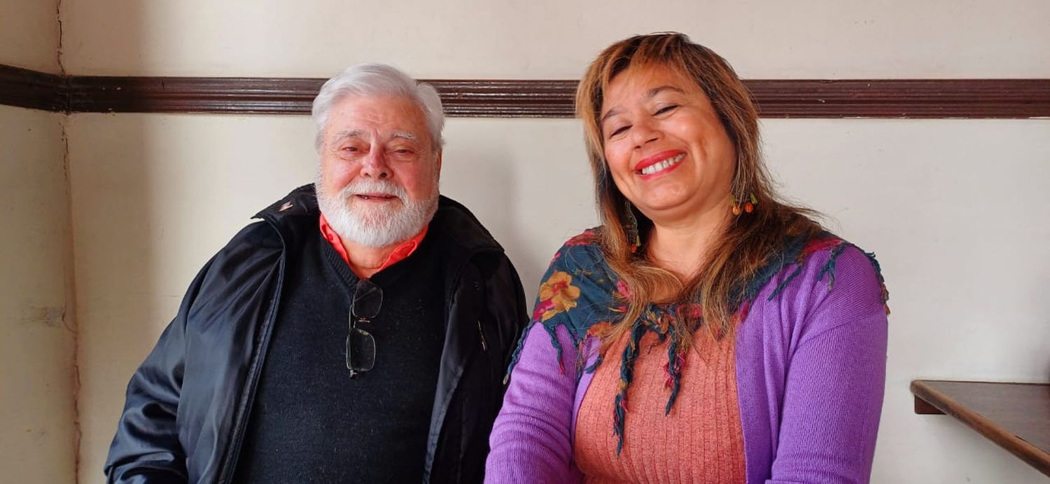 Irma Nélida Jorge, docente y escritora victoriense y Roberto Bianchi, poeta y cantautor uruguayo