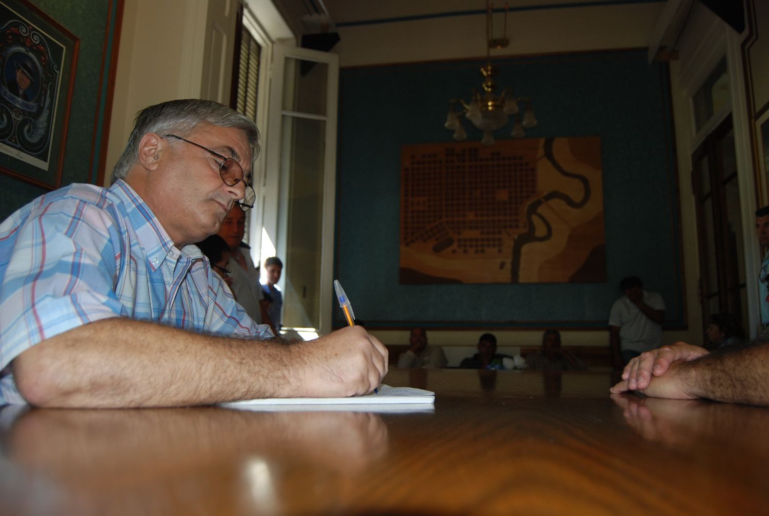 Municipales aguardan la paritaria por futuros aumentos 