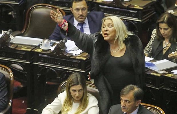 Carrió a sus compañeros de Cambiemos: "La próxima rompo"
