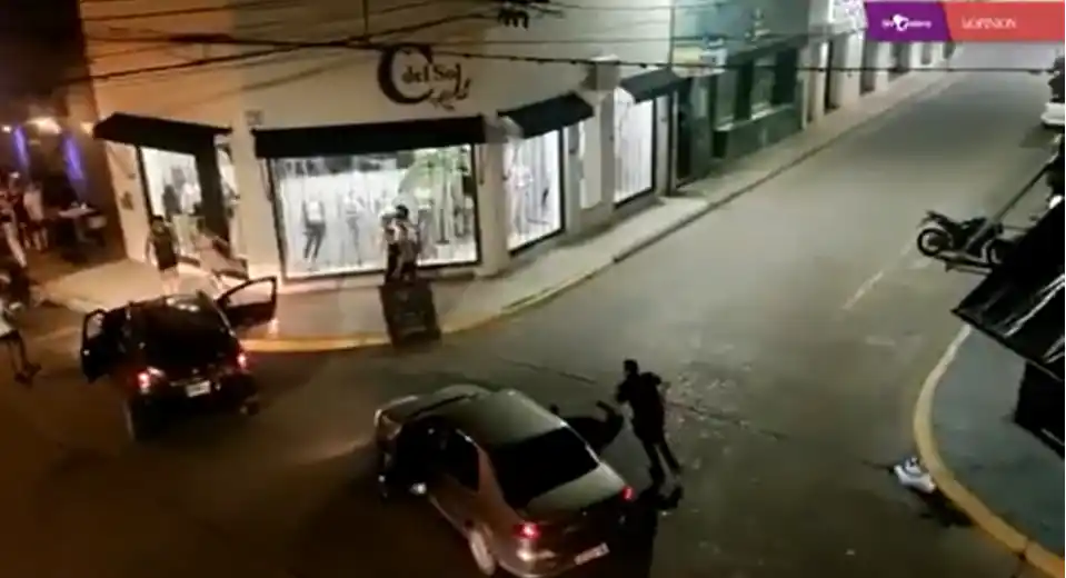 El policía detenido y el joven conductor de la Duster serán indagados, pero la chica fue liberada