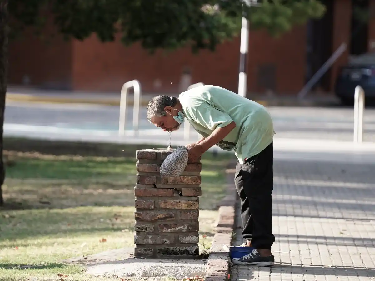 Con casi 40° de temperatura el alivio todavía no se hace esperar