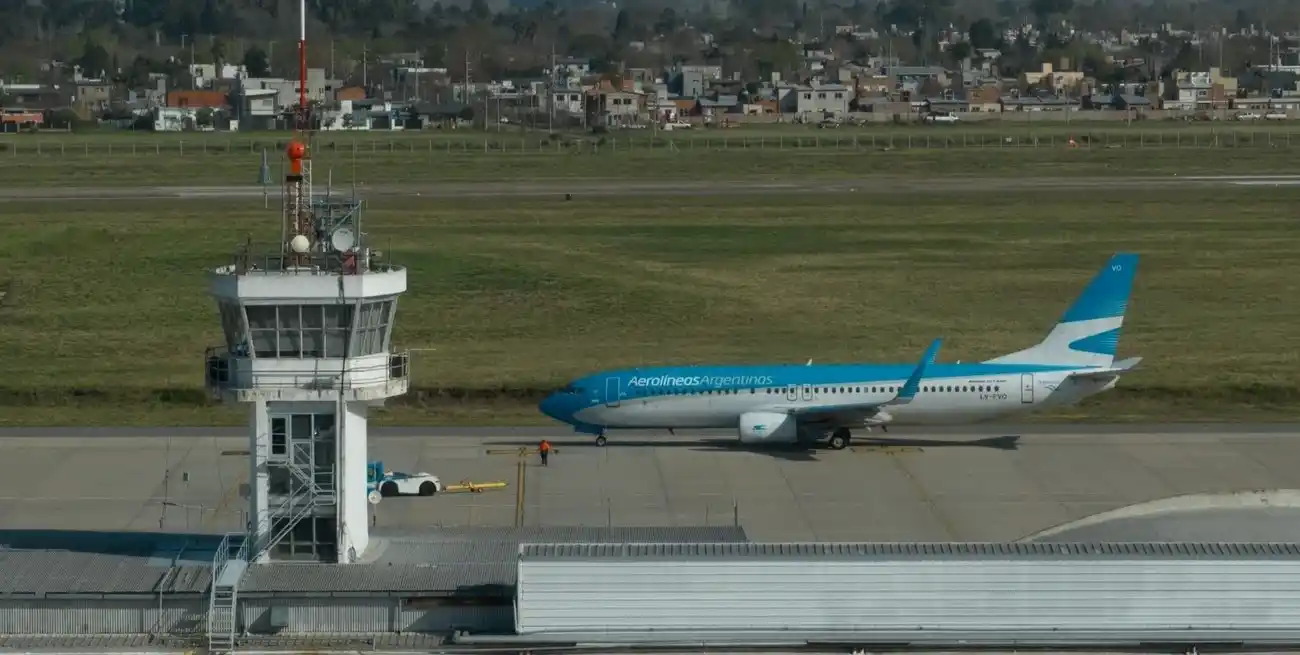 Este jueves se habilitó a Fisherton a exportar sin pasar por Ezeiza. Este viernes se designó nuevo titular en la Aduana Santa Fe.