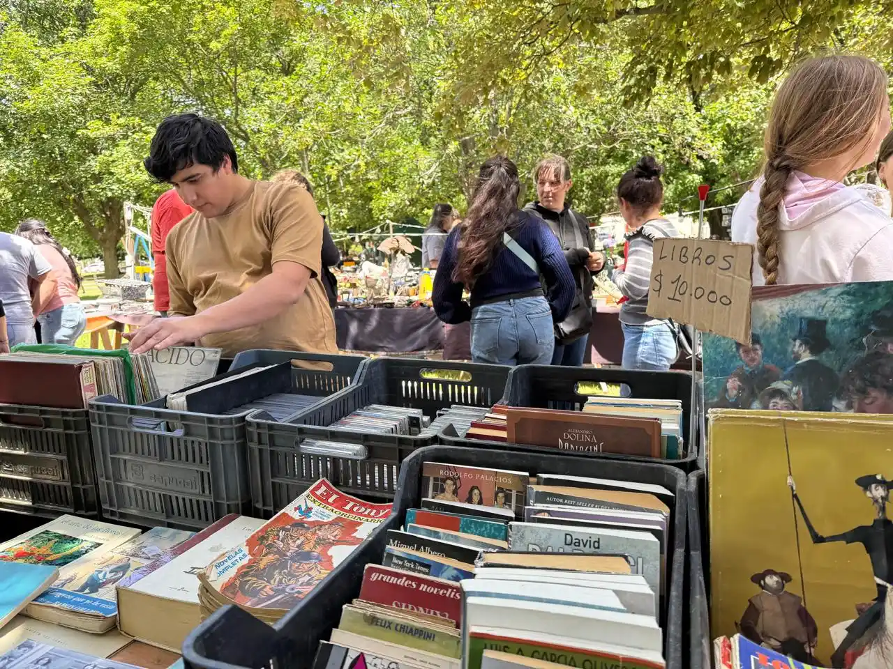 encuentro mercado de pulgas 23-11-25 - 1