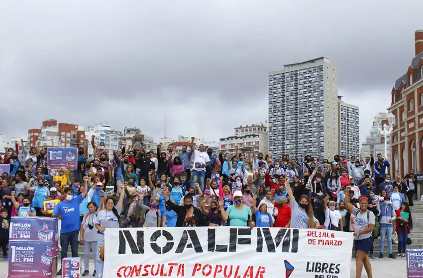 Buscan un millón de votos contra el pago al FMI