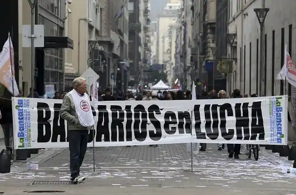 Bancarios anunciaron tres días de paro en febrero