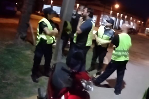 Polémica por secuestro de una moto 0 km por no tener patente: "El que se tiene que preocupar es el Estado"