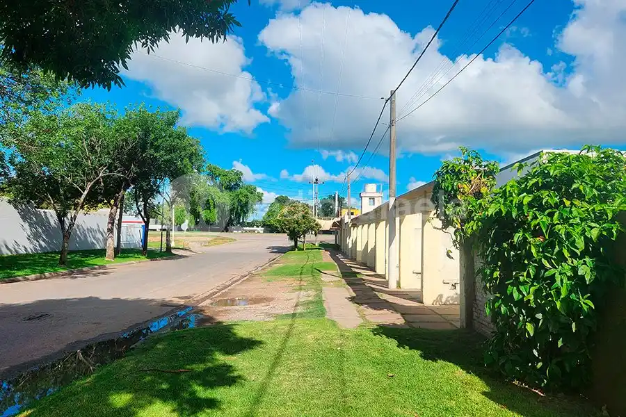 “Estaban calientes” y quisieron robar un aire acondicionado de un telo de barrio Güemes