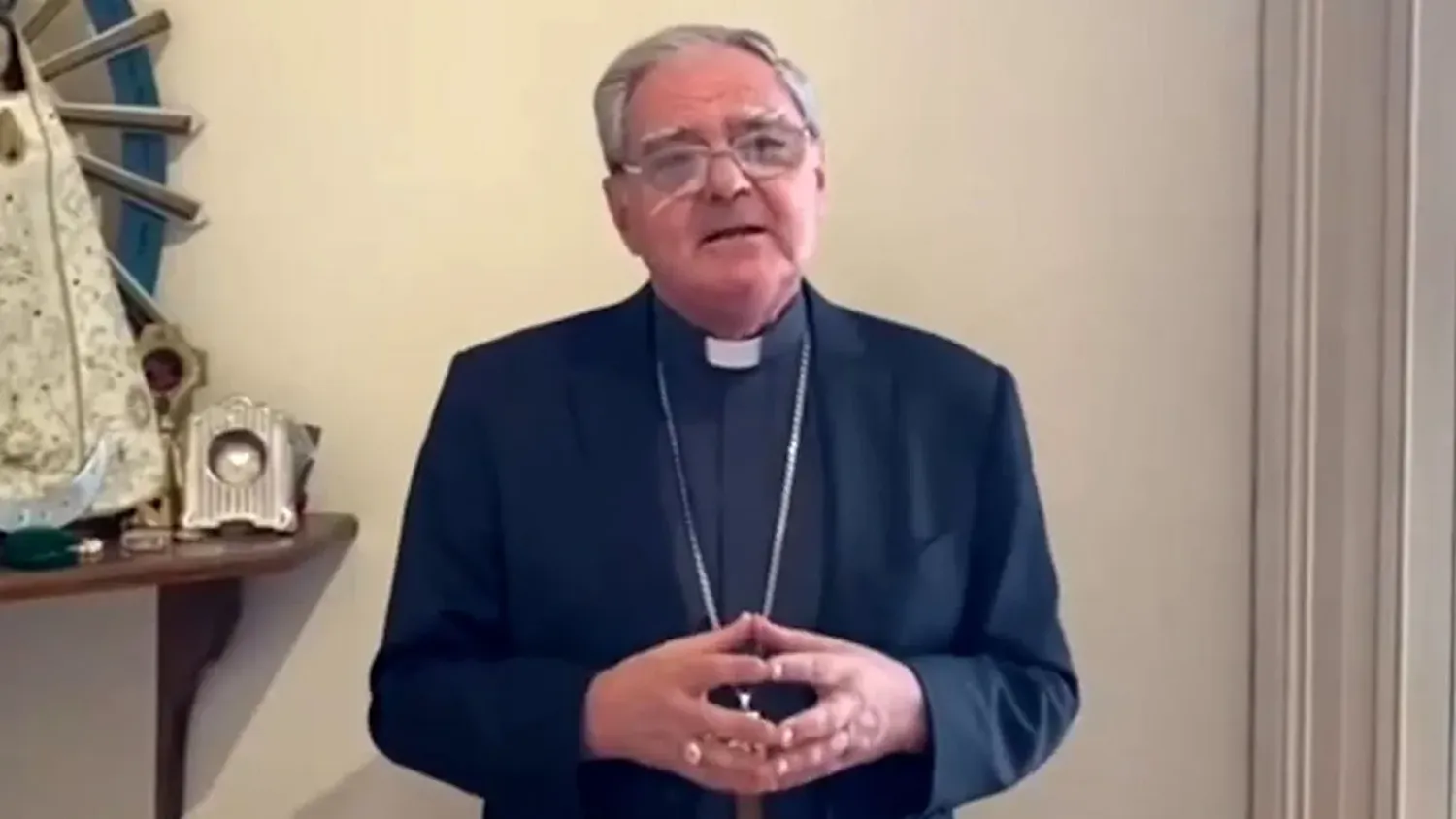 Monseñor Ojea, pidió hoy evitar la “indiferencia” ante la ola de despidos