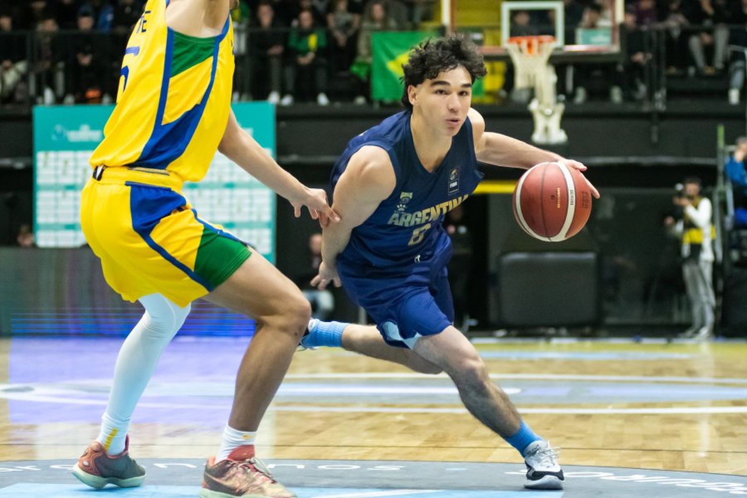 Argentina cayó ante Brasil pero sigue con chances de ser segundo