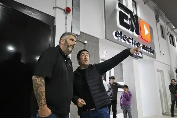 Malvinas Argentinas: Nardini resaltó la importancia de impulsar el comercio local en inauguración de Electro Norte