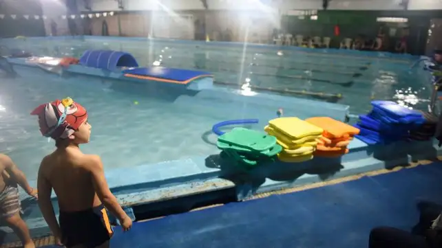 Rosario: el invierno pondrá otra vez en jaque a los clubes de barrio