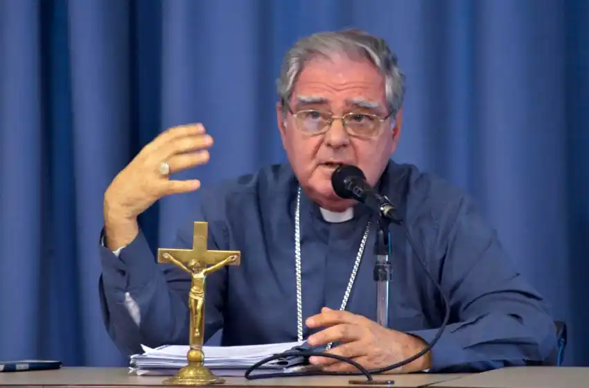 La Iglesia reunió a dirigentes oficialistas y opositores y pidió “terminar con las luchas de poder”