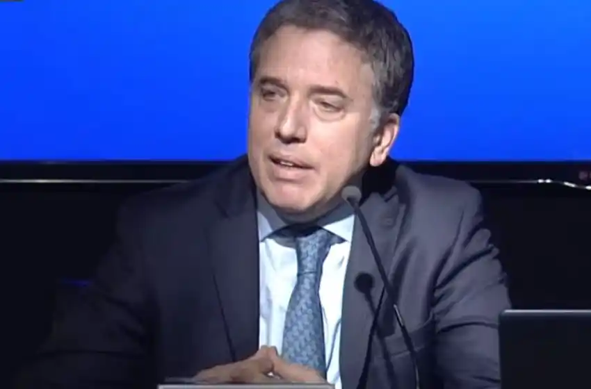 Subastarán US$ 100 millones por día del FMI para contener el dólar