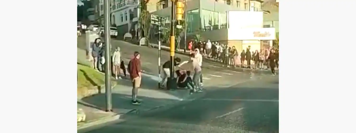 Como si el crimen de Fernando no fuera suficiente, siguen las golpizas a la salida de los boliches