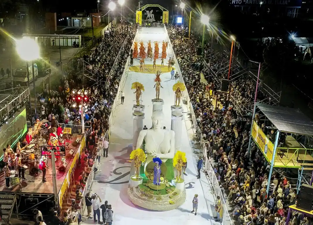 En Dolores hay una gran festejo de Carnaval