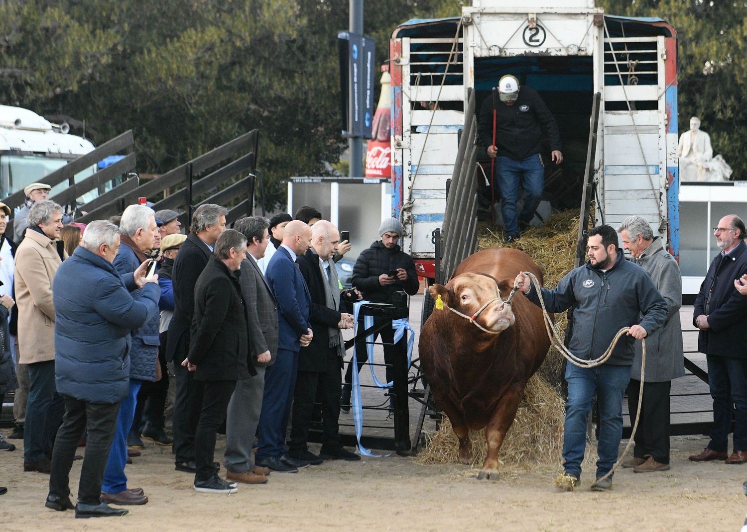 Ingresó el primer animal a la exposición rural de Palermo