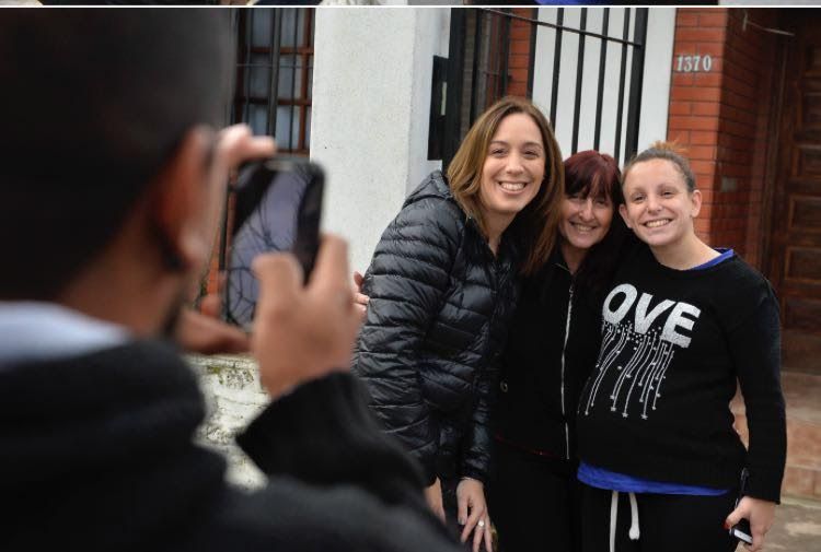 Cuarto "timbreo de gestión" con más de 700 funcionarios recorriendo el Conurbano