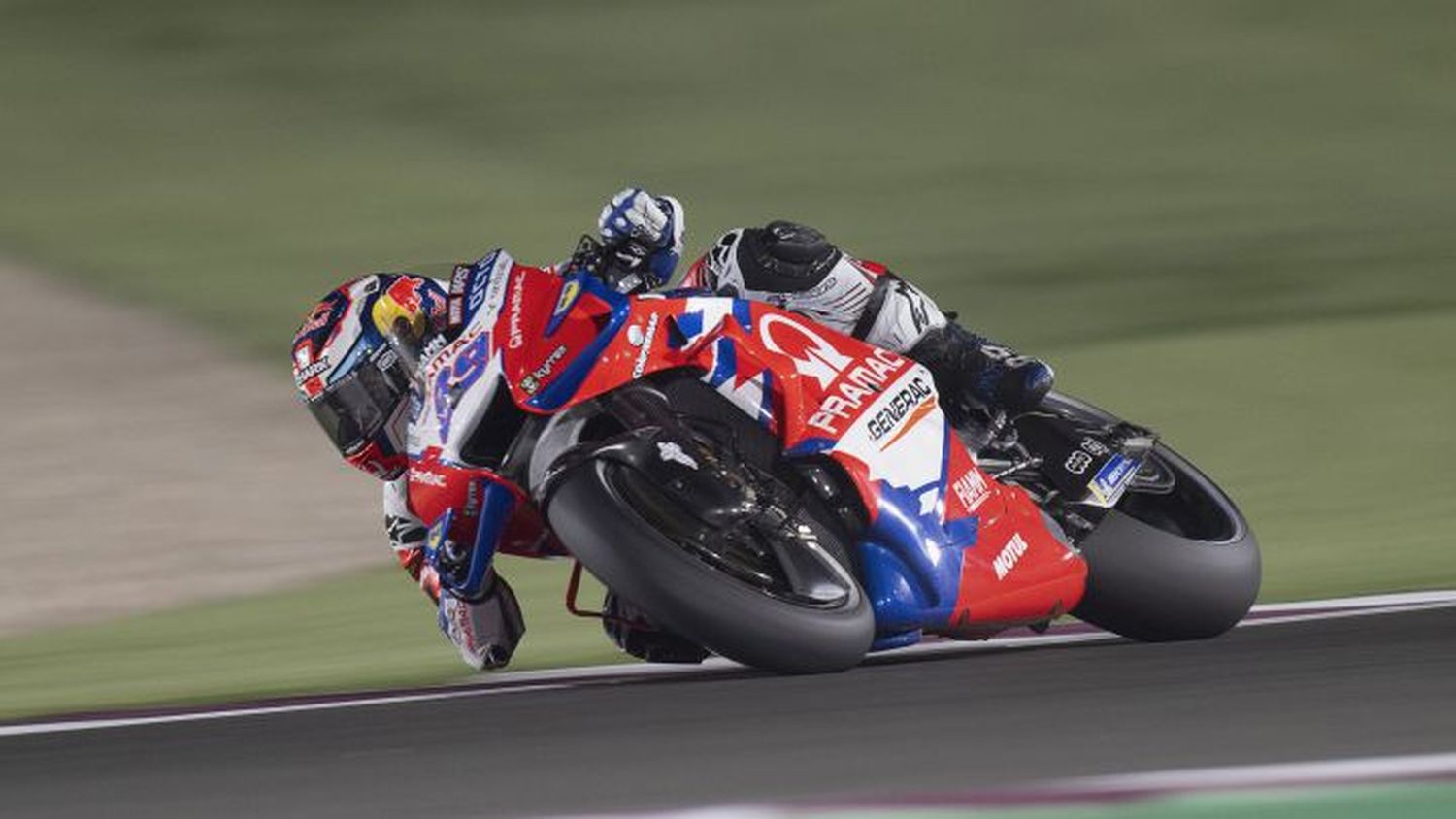 La primera pole del año fue para Martín