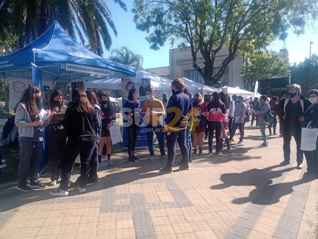 Comenzó la ExpoEducativa 2021 en plaza San Martín