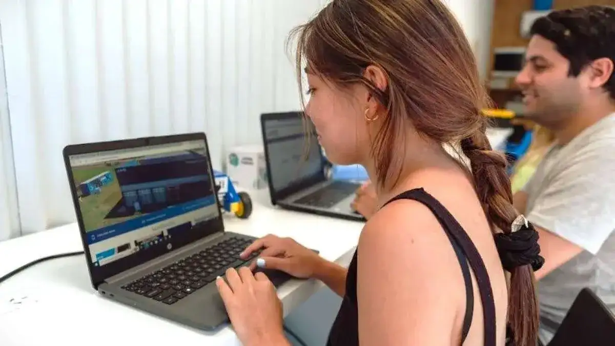 Realizan un curso gratuito de Programación para jóvenes: cómo anotarse