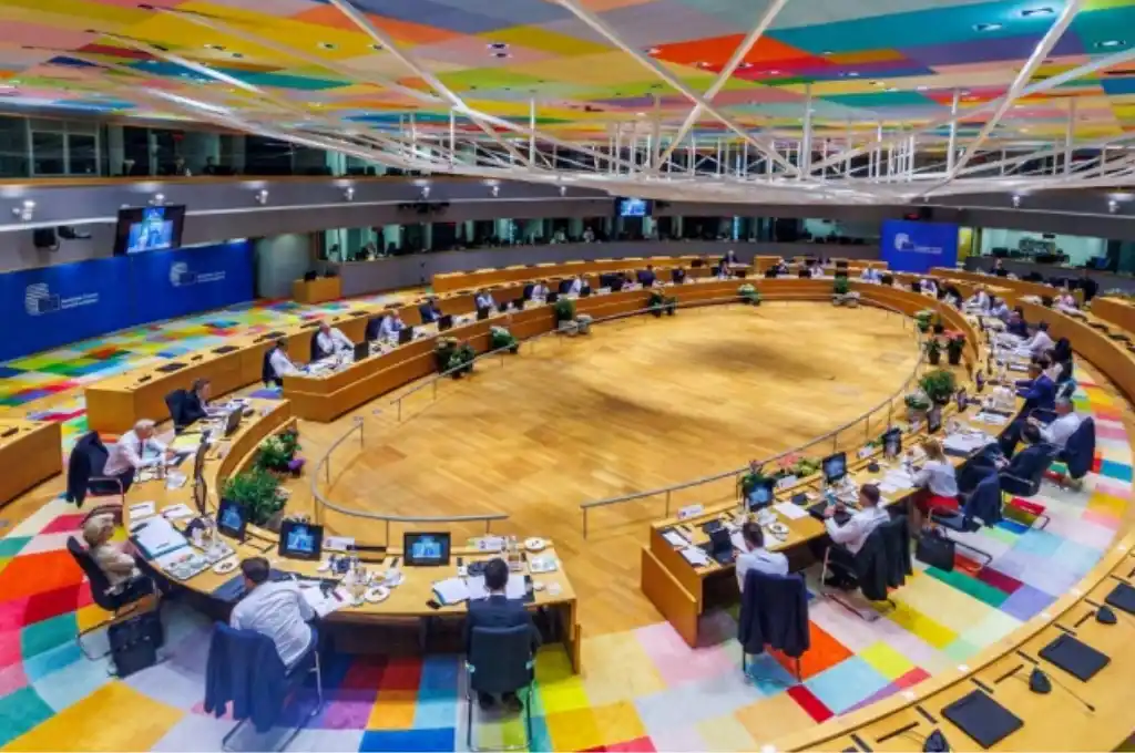 La Unión Europea discute soluciones al bloqueo de los puertos ucranianos