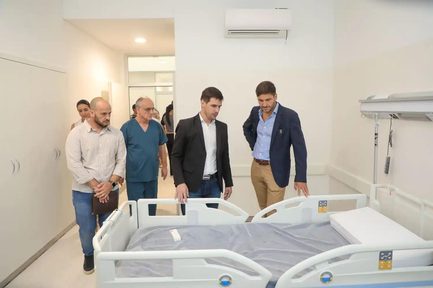 Pullaro recorrió los avances en la construcción del nuevo hospital de Rafaela: "En el segundo semestre, va a estar terminada la obra" - 3